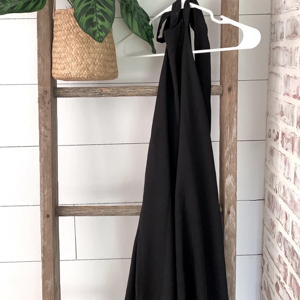 Lulus halter dress